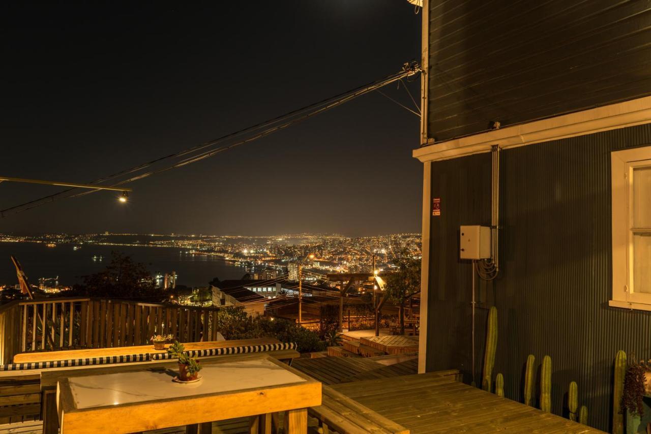 Hotel Faro Azul Valparaiso Cerro Alegre Esterno foto