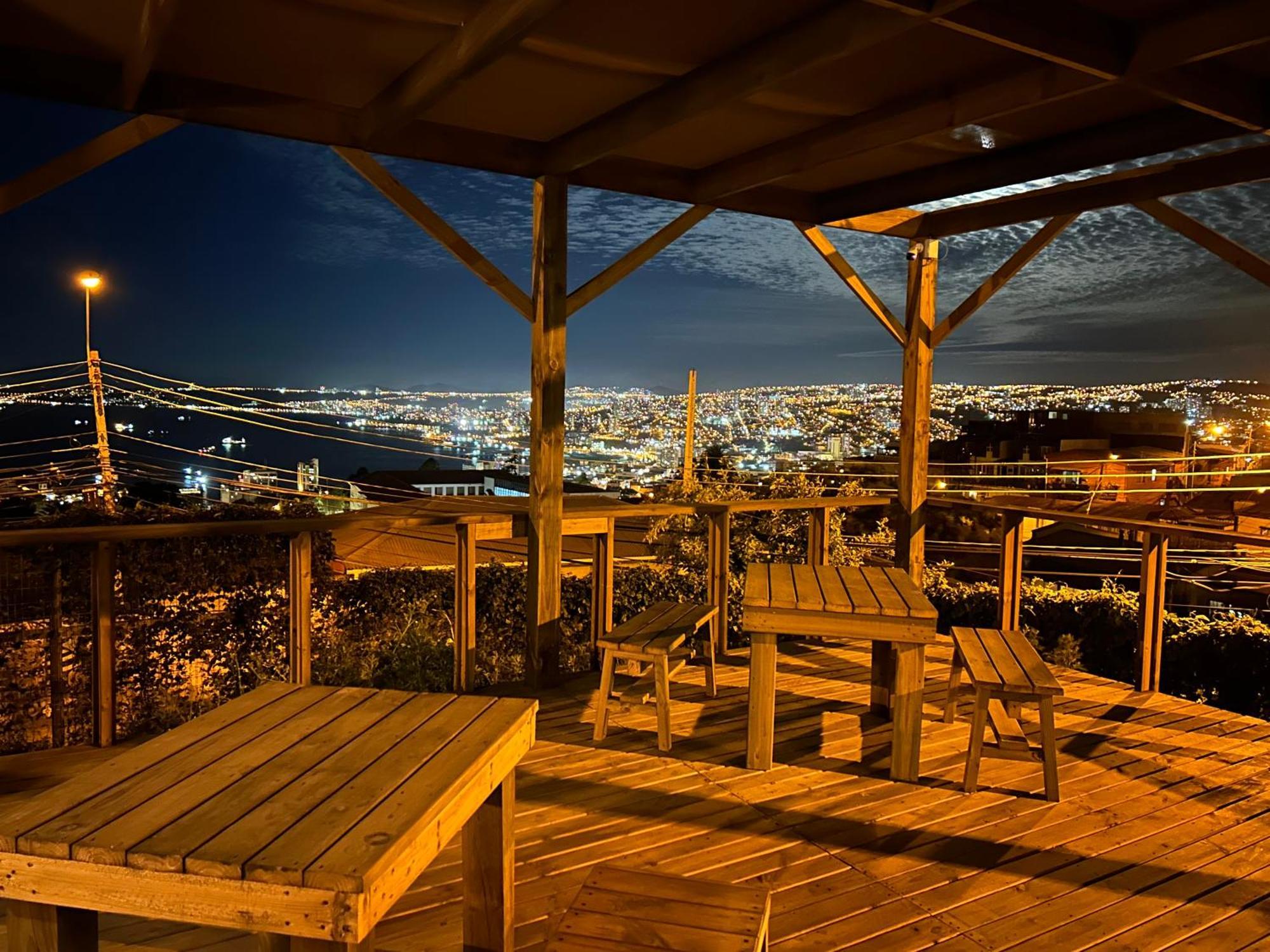 Hotel Faro Azul Valparaiso Cerro Alegre Esterno foto