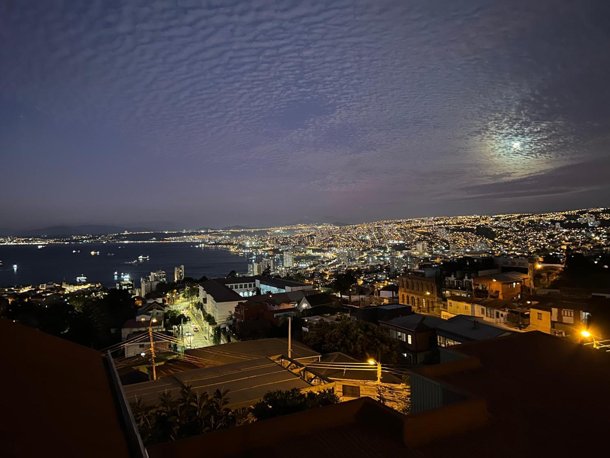 Hotel Faro Azul Valparaiso Cerro Alegre Esterno foto