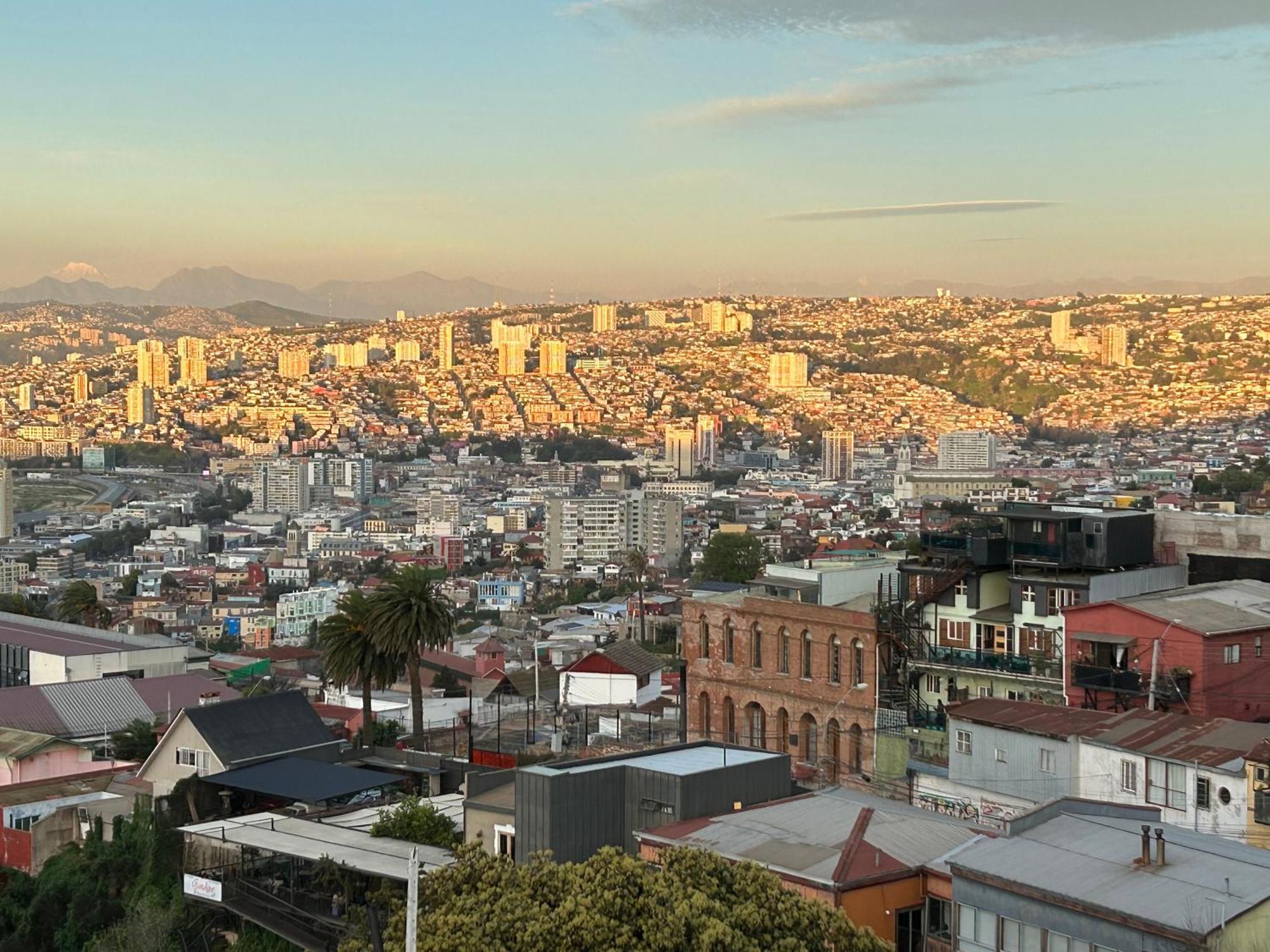 Hotel Faro Azul Valparaiso Cerro Alegre Esterno foto