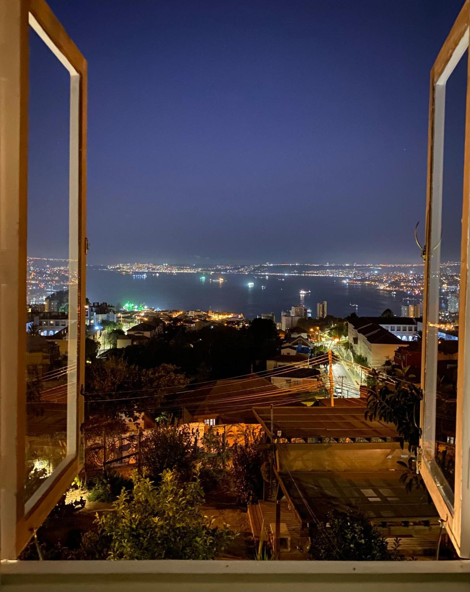 Hotel Faro Azul Valparaiso Cerro Alegre Esterno foto